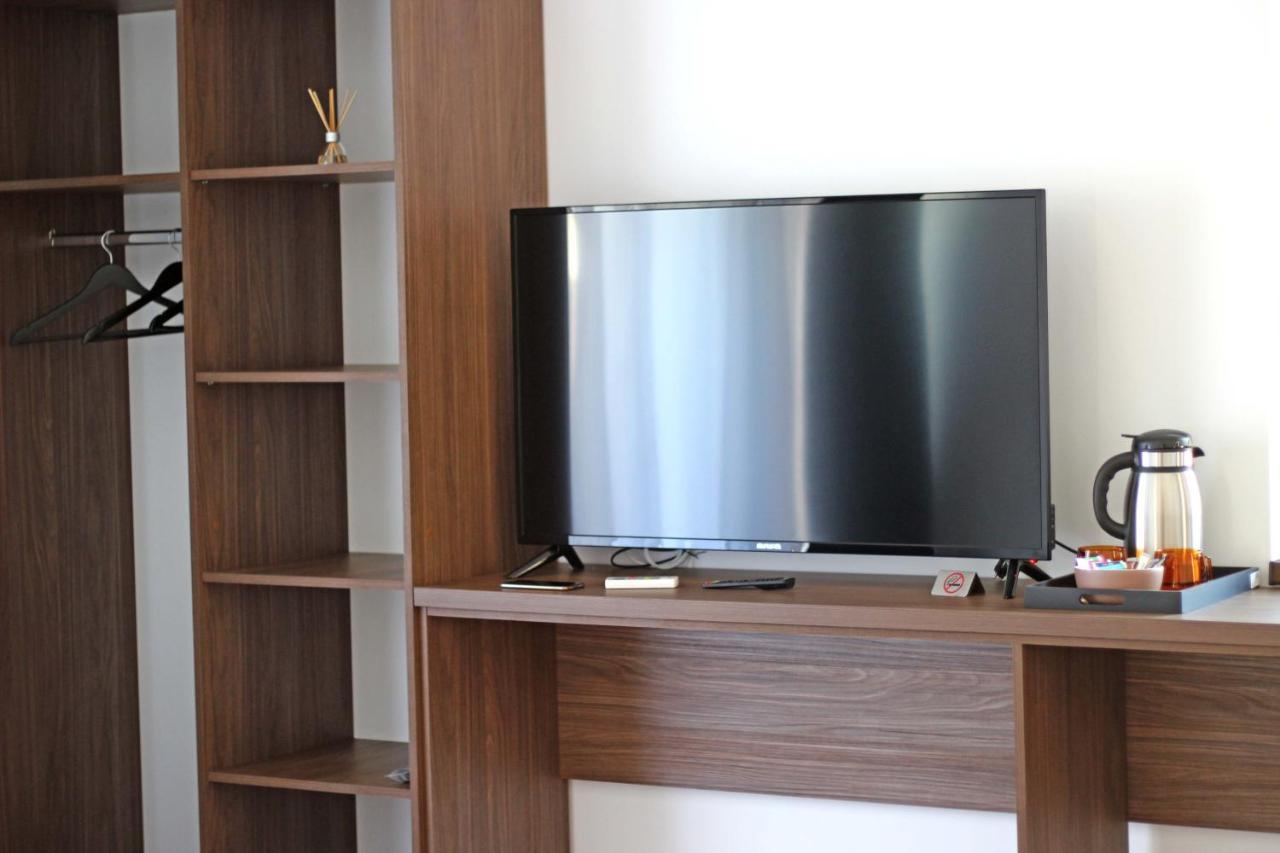 Pensiunea Casa Iorgovanul Urseni Mosnita Noua Exterior foto